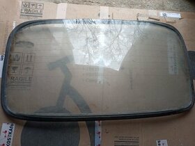 Prodám zadní vyhřívané okno na VW brouk 64+