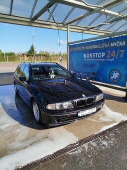 BMW E39 525D