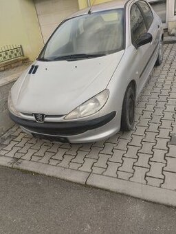 Peugeot 206 1.1i- Náhradní díly