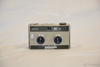 HISTORICKÝ FOTOAPARÁT STEREO 35