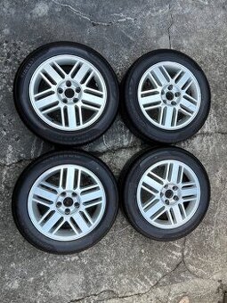 Disky Ford Focus+letní pneu Pirelli P7 Cinturato 205/55 R16