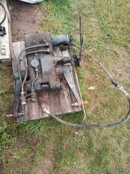 Hydraulika Zetor , hydraulické víko