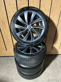 Alu kola ŠKODA SUPERB III PEGASUS 235/45 R18