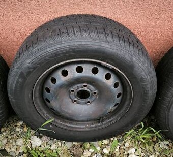 Plechové disky 5x108 R16 + zimní pneu Hankook