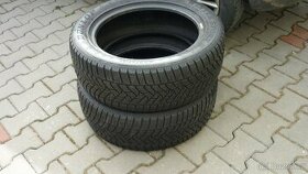 Zimni Dunlop 215/55 R17