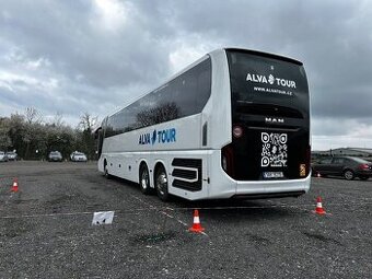🚍 ŘIDIČI POZOR — JEDEME NAPLNO