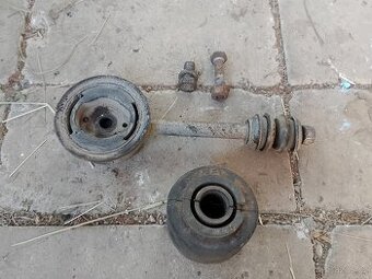 Závaží poloosy Felicia / Favorit a držák motoru Felicia / Fa - 1