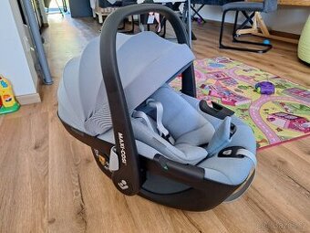 Dětská autosedačka Maxi-Cosi Pebble 360 Esential grey