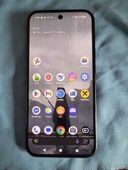 Google Pixel 9 - 128GB - černá - TOP stav