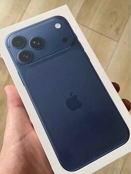 iPhone 17 PRO MAX 256 NOVÝ, 2 ROKY CZ ZÁRUKA