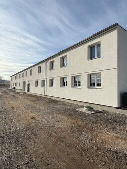 Pronájem skladu/ dílny/ kanceláře/ 129 m² STRAKONICE