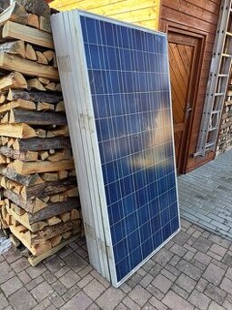 Použité fotovoltaické panely