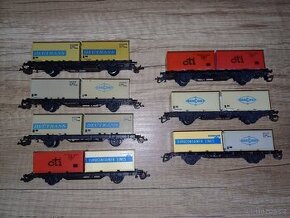 Kontejnerové vagony.  TT