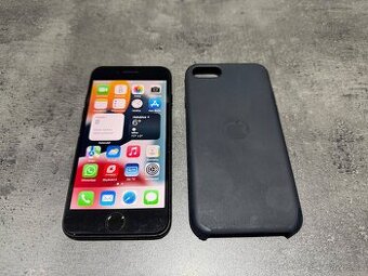 Apple iPhone 7, 32GB Black (originální obal, ochranné sklo)