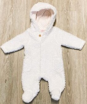 Zimní bílá kombinéza vel. 68