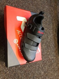 Tretry MTB Kellys Edgev.41,v.44