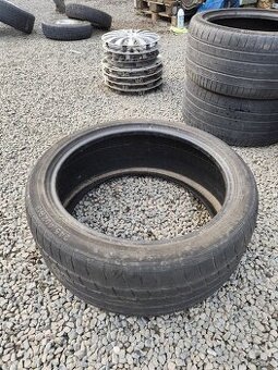 245/40/ZR19 Altenzo SportsComforter