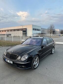 Mercedes E55 AMG