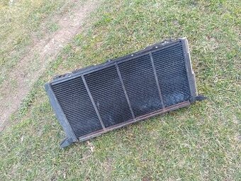 Audi 80 B3 1.6d - chladičová stěna