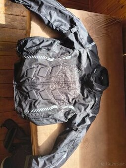 Motobunda s vložkou