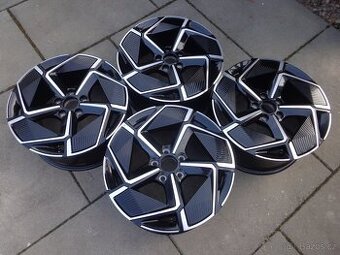 BYD Seal / Tesla Model S nove demo original lita kola  R19