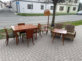 Starožitný nábytek Halabala