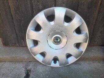 Poklice Škoda Octavia 15" 1ks