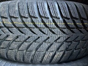 235/55 R19