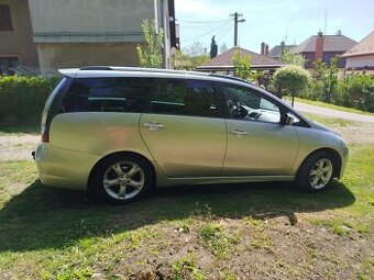 Mitsubishi Grandis 2,0 DID -- 7 Místné