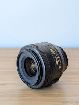 Nikon AF-S DX NIKKOR 35mm f/1.8G