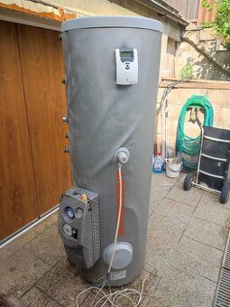 Solární boiler na dva okruhy + el.