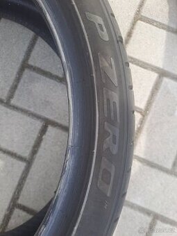 Pirelli P Zero 235/35 R19 UHP