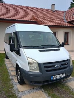 Ford transit 9 míst