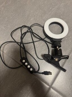 LED světlo s klipem na zavěšení