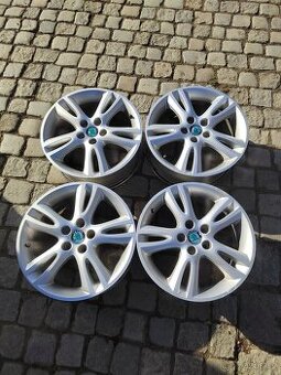 Prodám orig alu 16 Škoda Fabia roomster 5x100 ET 43