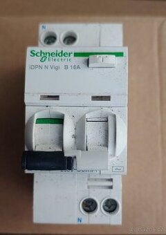 Chráničojistič Schneider