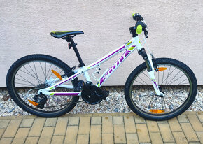 NOVÉ Kolo Scott Contessa JR 24