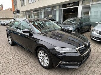 Škoda Superb 3 Combi iV Style 1.4TSI 150kW DSG ACC kamera