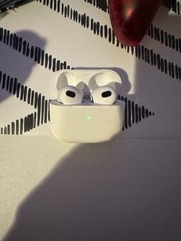 Predám airpods 3 gen - 1