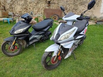 Skútr maxom ardour 125