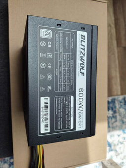 Zánovní PC zdroj 600 w