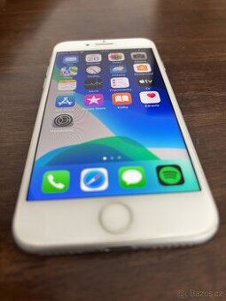 iPhone 7 128 GB – plně funkční, velmi dobrý stav