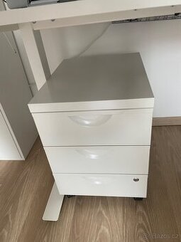 Kancelářský šuplík skříňka na klíč pojízdný bílá kov