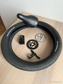 BMX komponenty