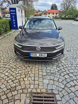 VW Passat B8 2.0TDI 140kw DSG, Full Led, r.v 2016