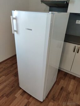 Lednice s mrazákem LIEBHERR KPe290 V ZÁRUCE