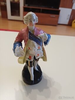 Starožitné porcelánové sošky