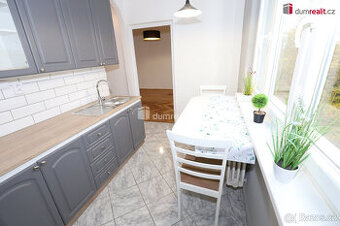 Krásný slunný byt 2+1/S v šestém patře panelového domu s výt