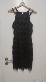 Luxusní šaty Guess