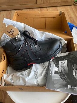 Zimní pracovní boty Ardon velikost 38 nově